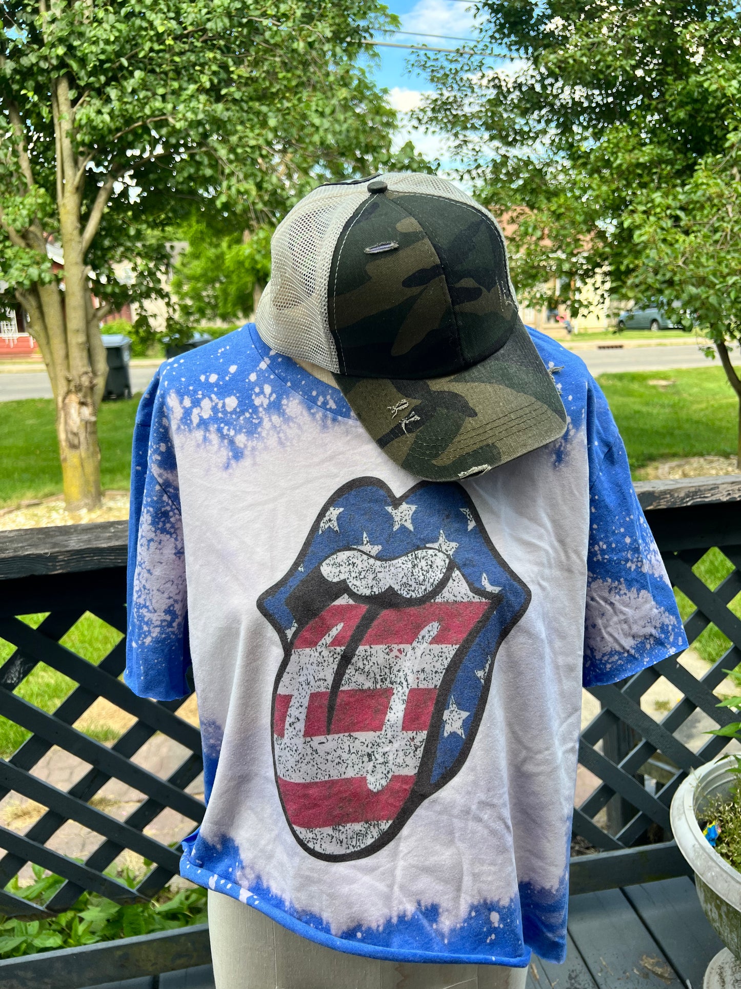 tee