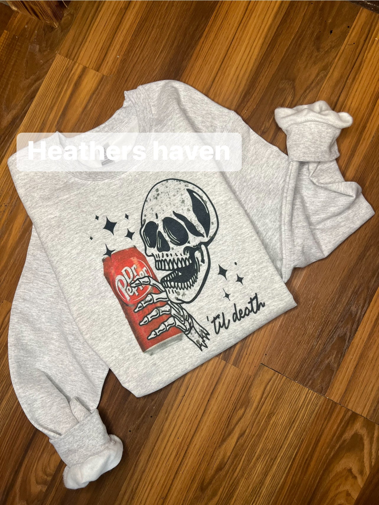 Drink crewneck