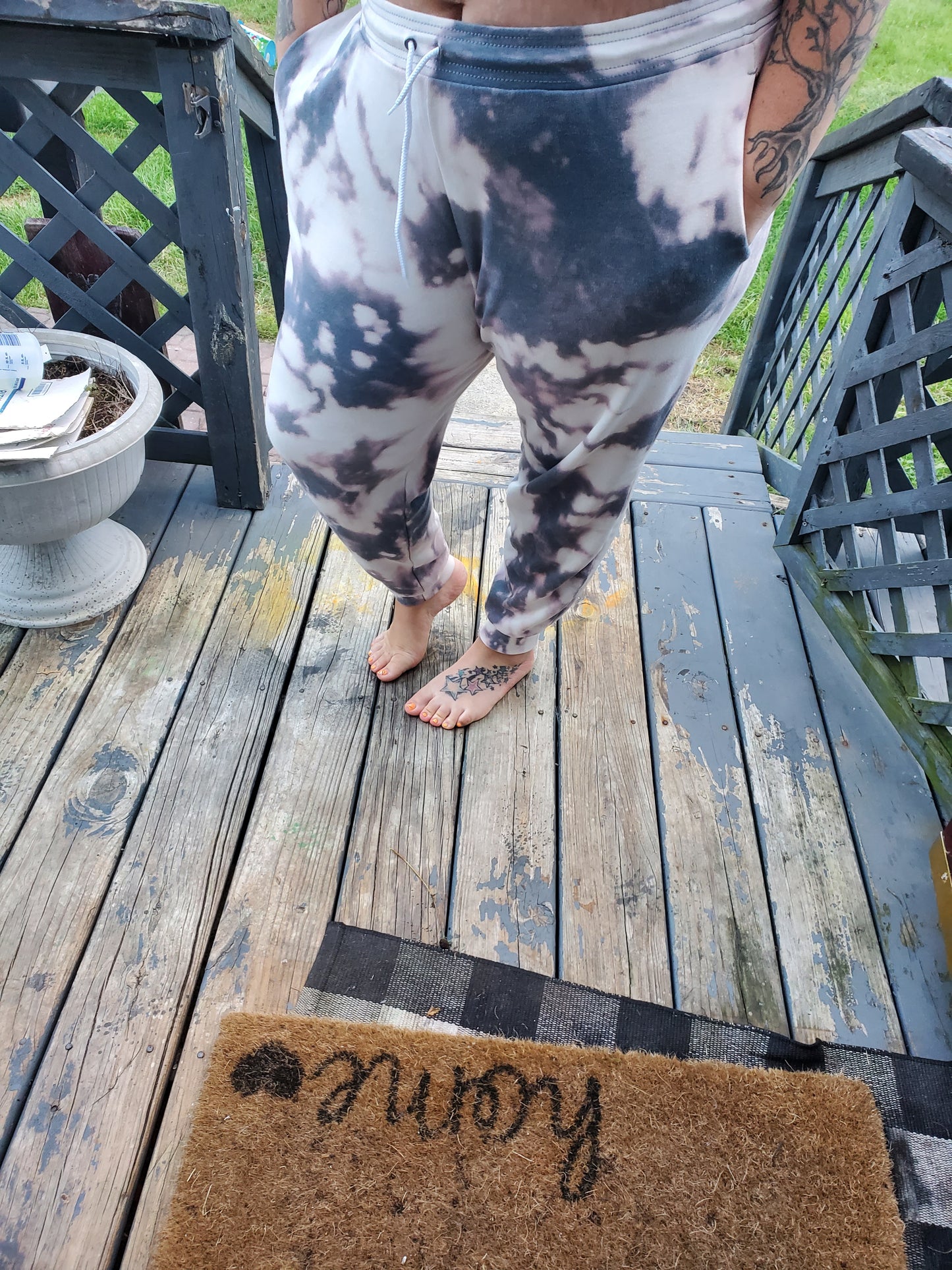 Bleached joggers