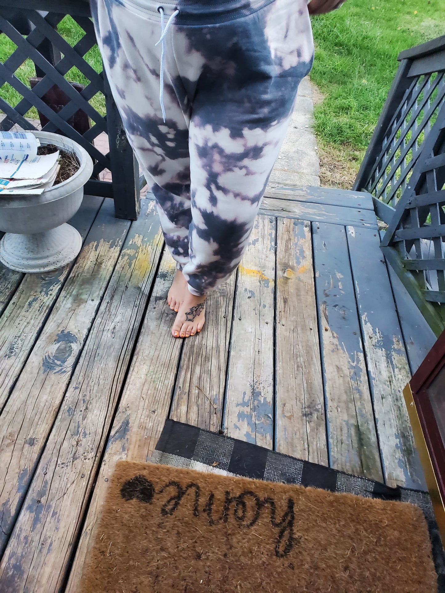 Bleached joggers