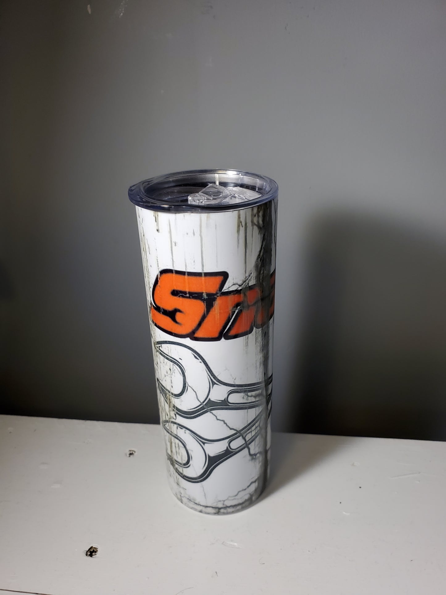 Mens tumbler