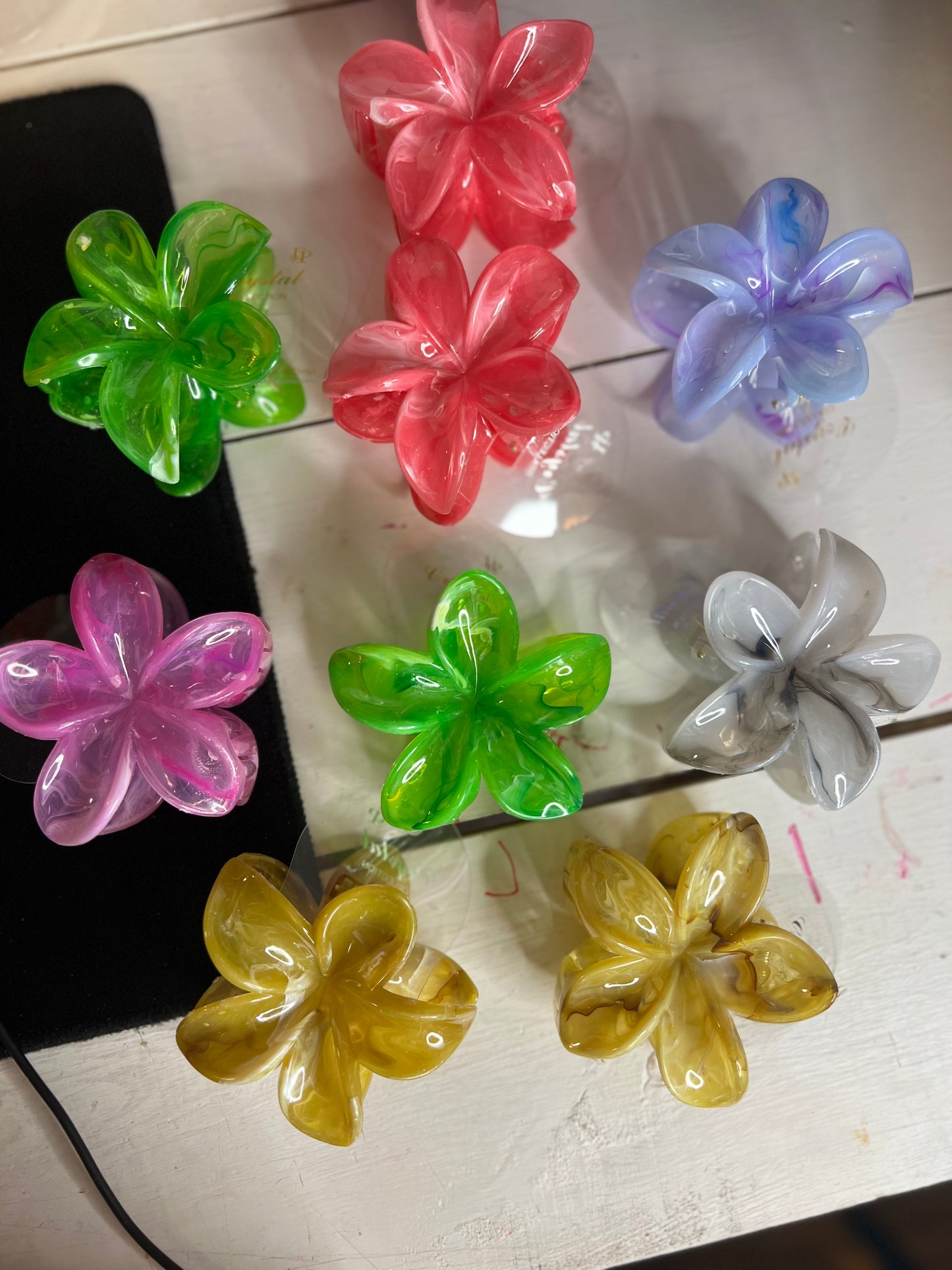 Flower clips